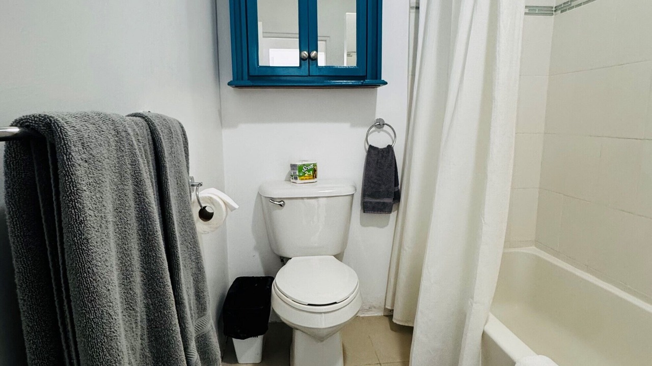 Photo of Bathroom in Tower Isle