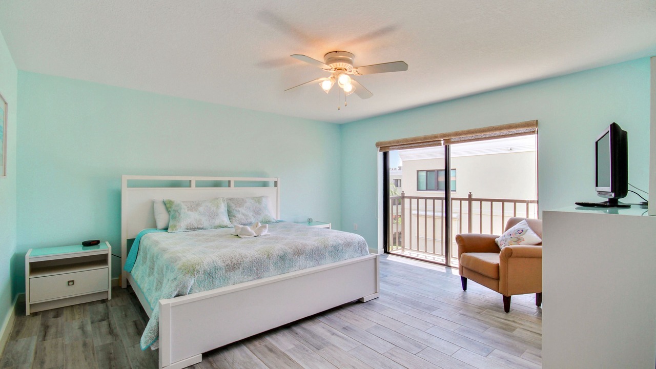 Photo of Bedroom in Sunset Beach