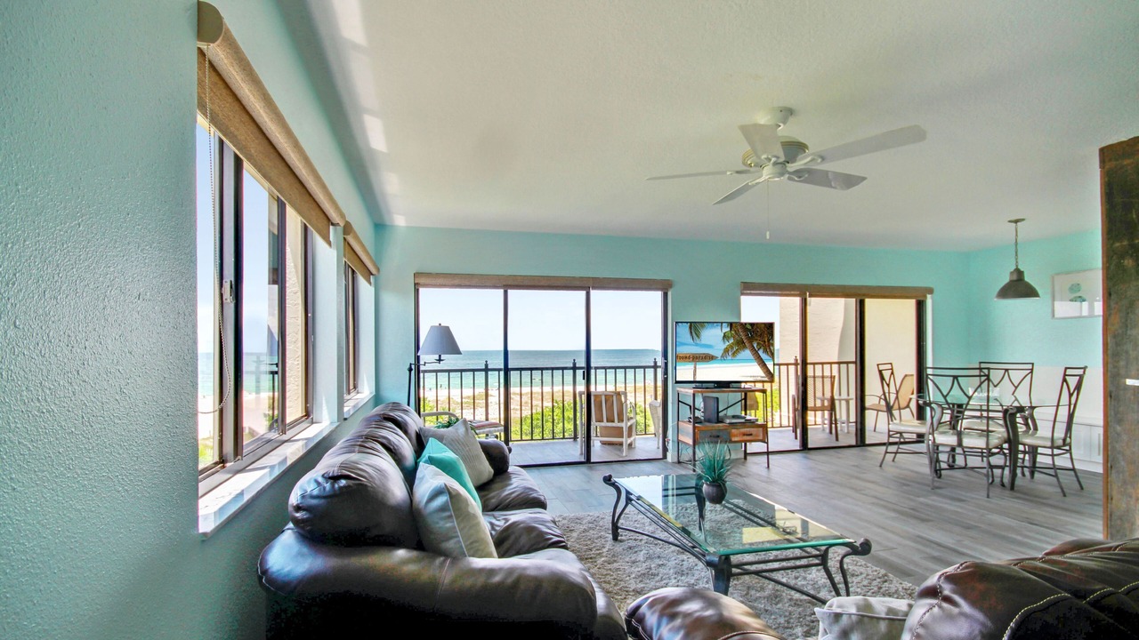 Photo of Livingroom in Sunset Beach