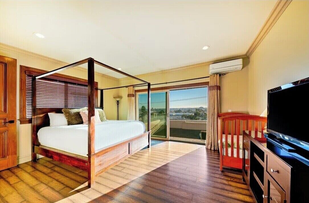 Photo of Bedroom in Mission Hills