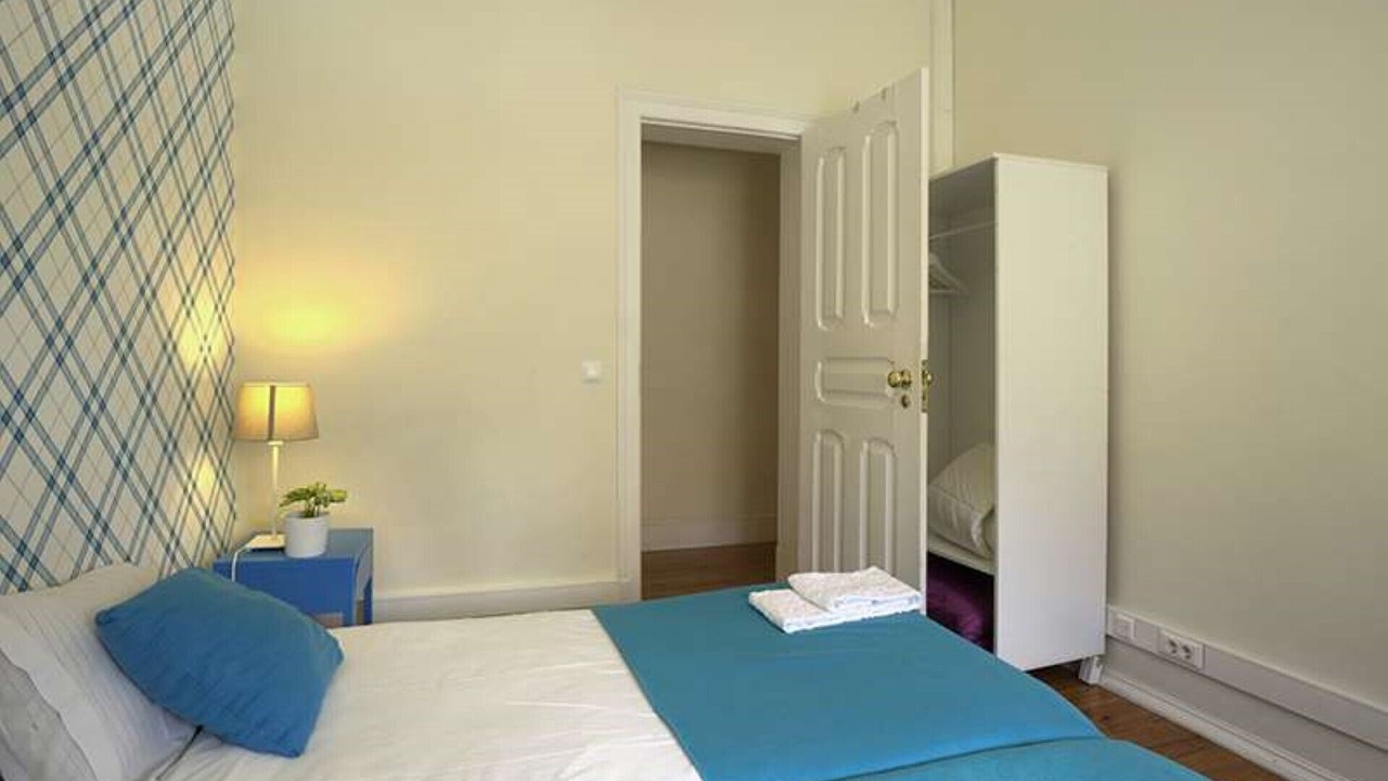 Photo of Bedroom in Lisbon Old Town
