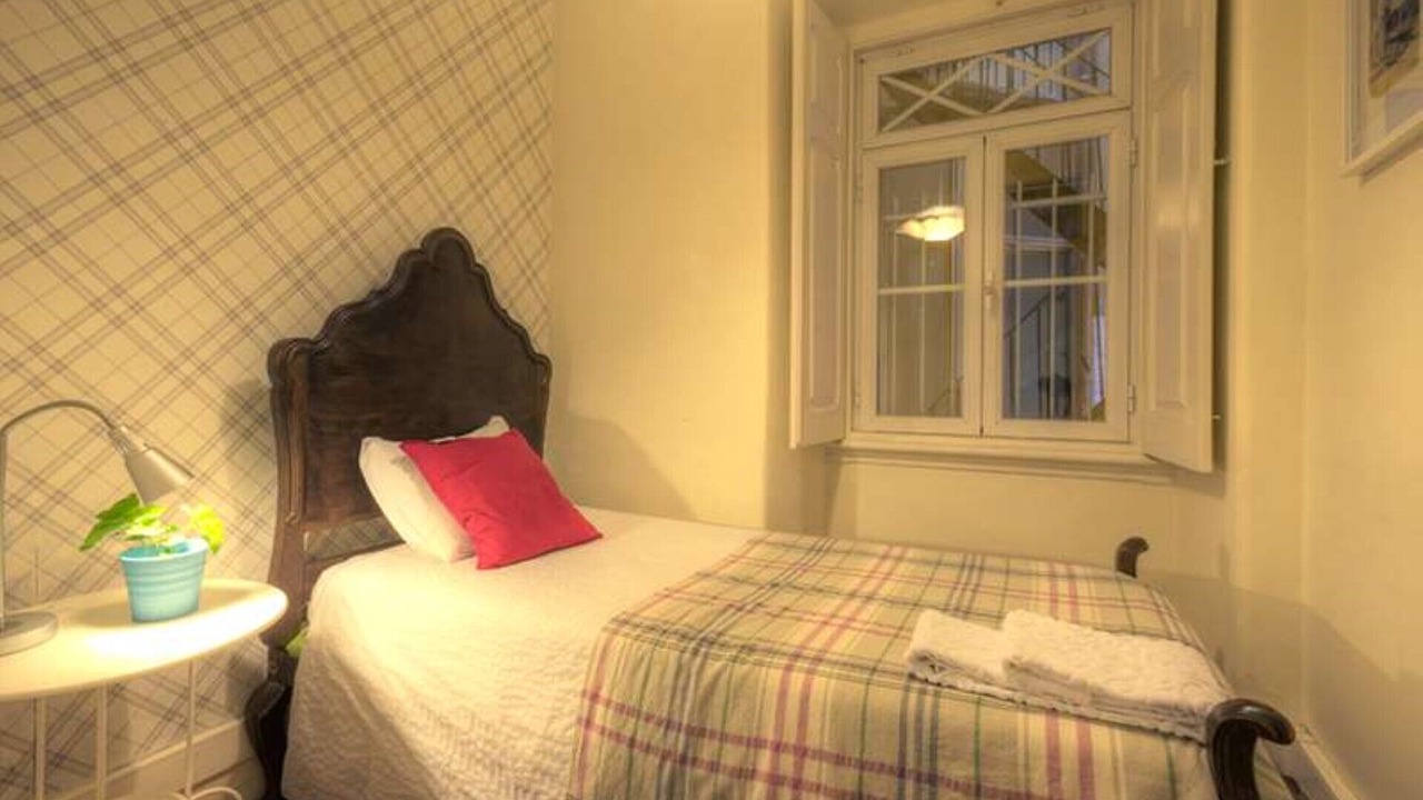 Photo of Bedroom in Lisbon Old Town