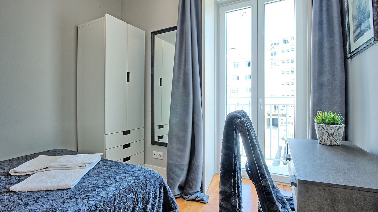 Photo of Bedroom in Lisbon Old Town