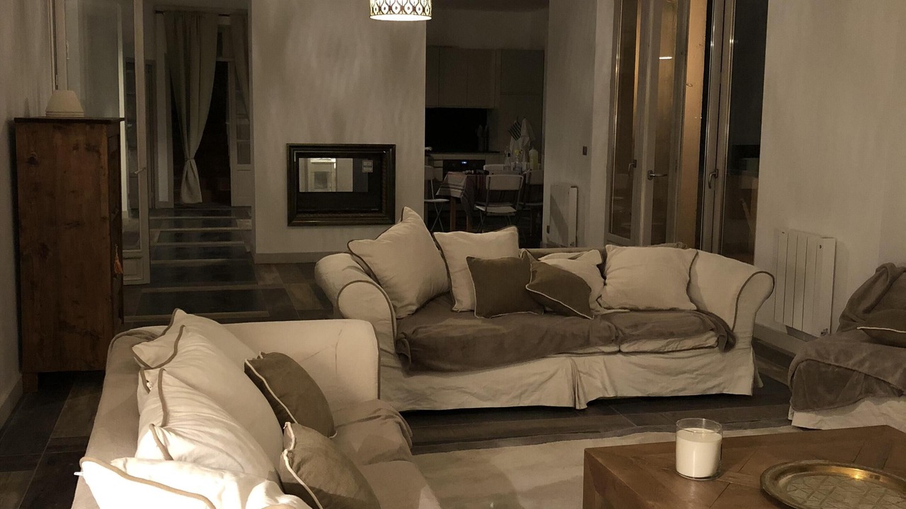 Photo of Livingroom in Ville-d'Avray