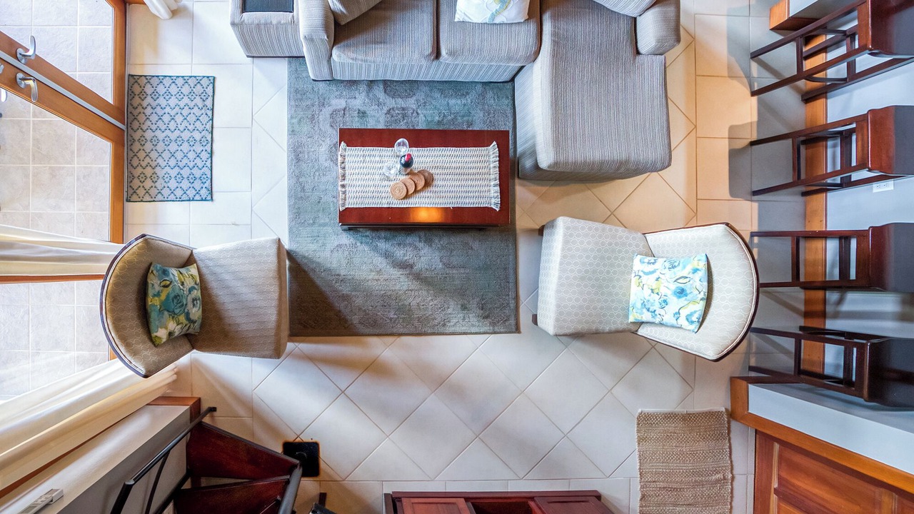 Photo of Livingroom in Cocoplum