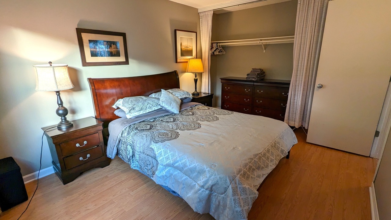 Photo of Bedroom in Corbett - Terwilliger - Lair Hill