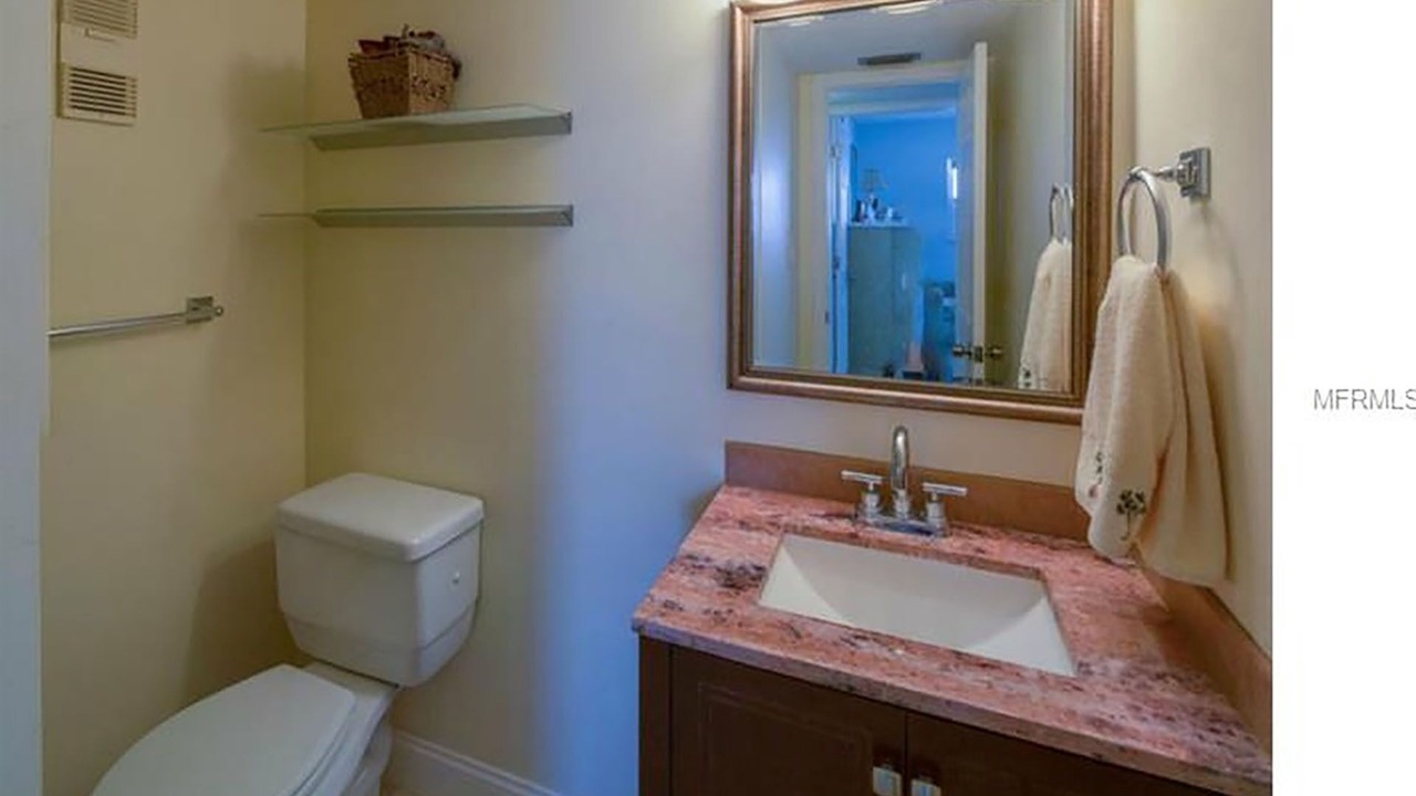 Photo of Bathroom in Sand Key