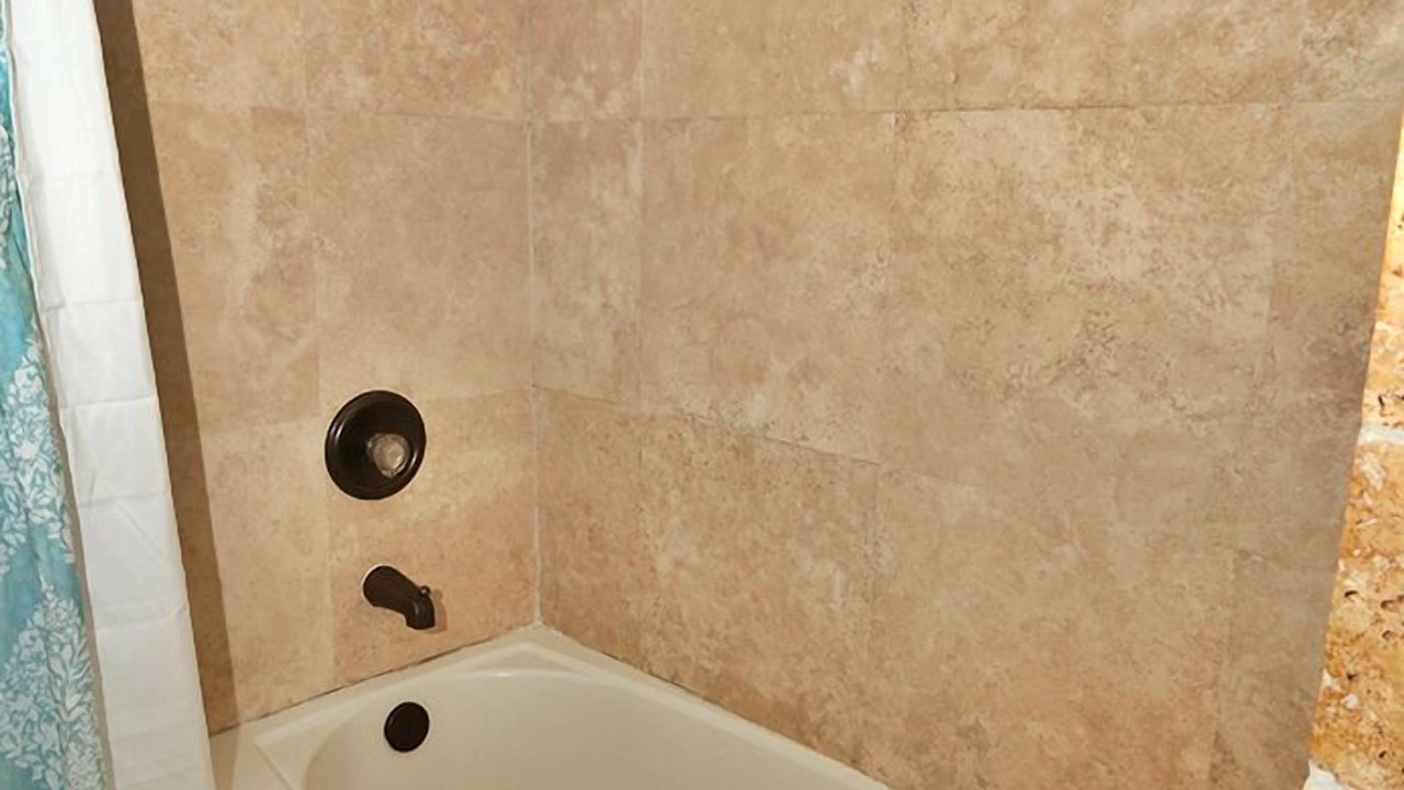 Photo of Bathroom in Folly Field