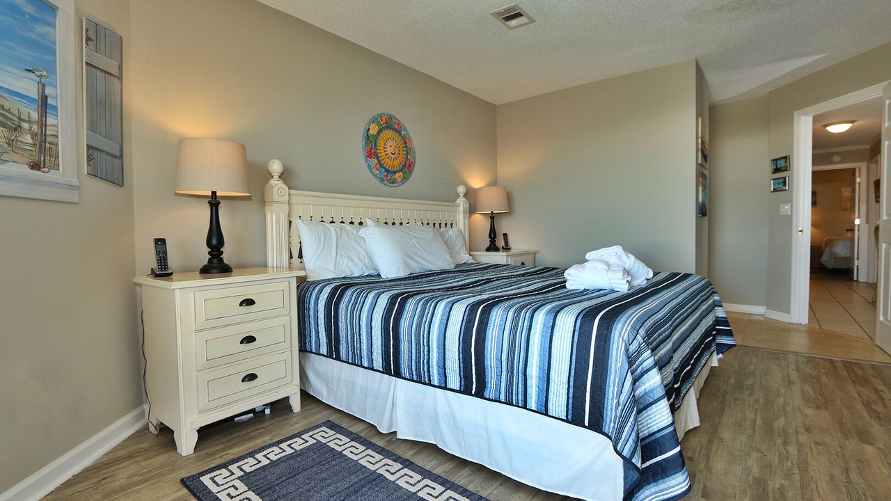 Photo of Bedroom in Folly Field