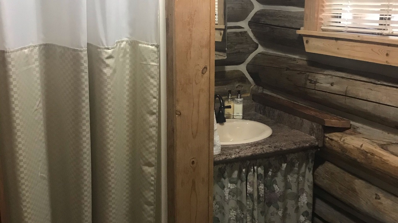 Photo of Bathroom in Mazama