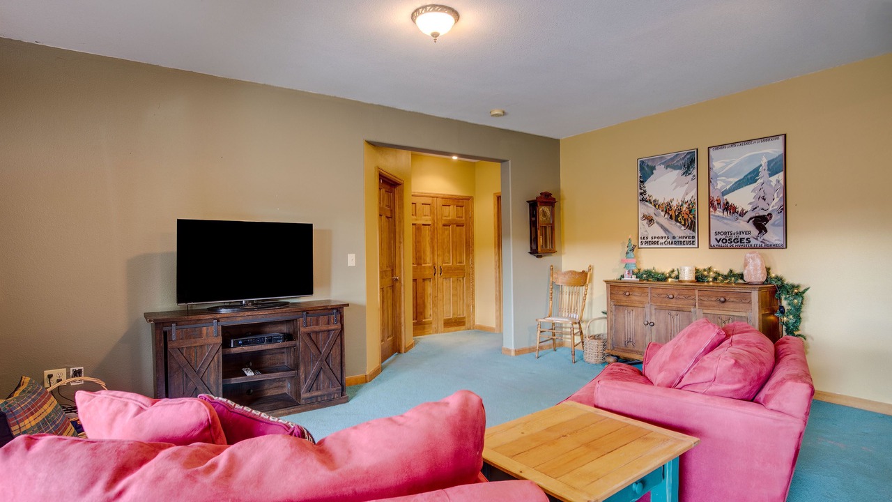 Photo of Livingroom in Baldy Mountain