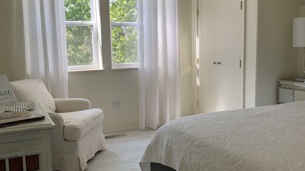 Photo of Bedroom in Sylvan Shores