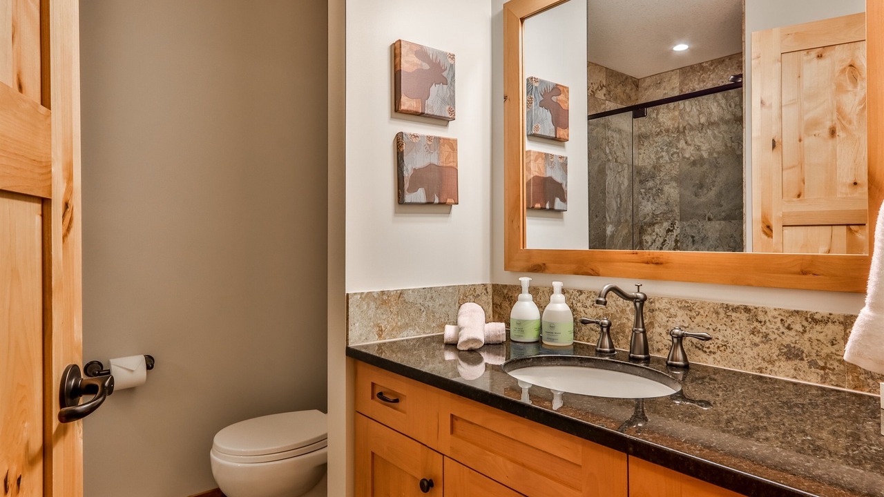 Photo of Bathroom in Canmore