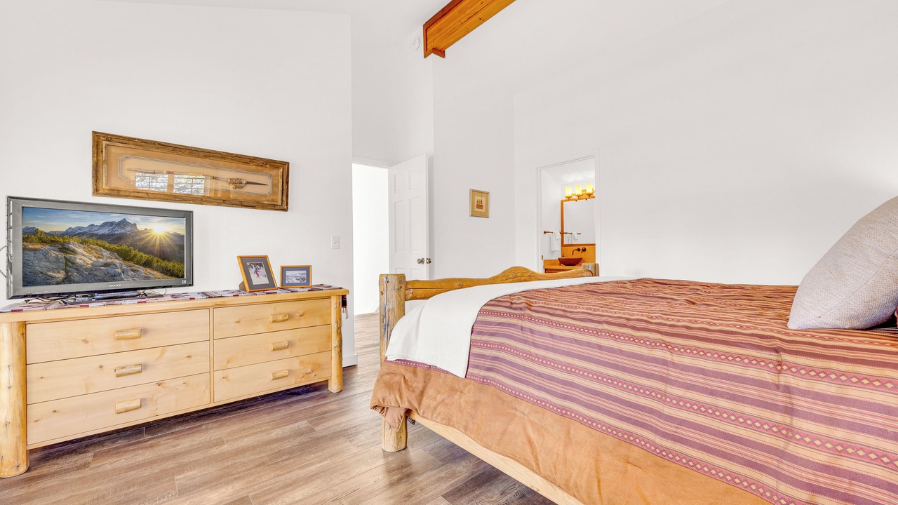 Photo of Bedroom in Park Meadows