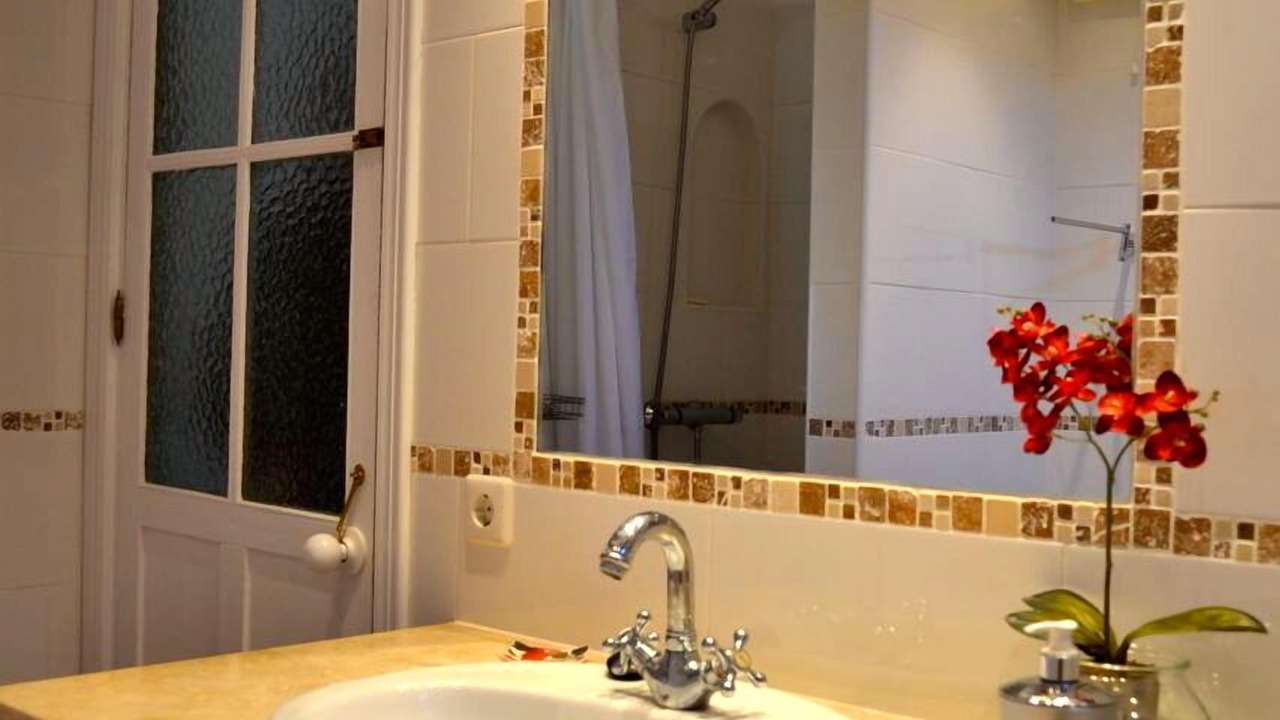 Photo of Bathroom in Casares