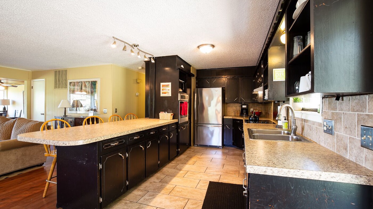 Photo of Kitchen in Pettit