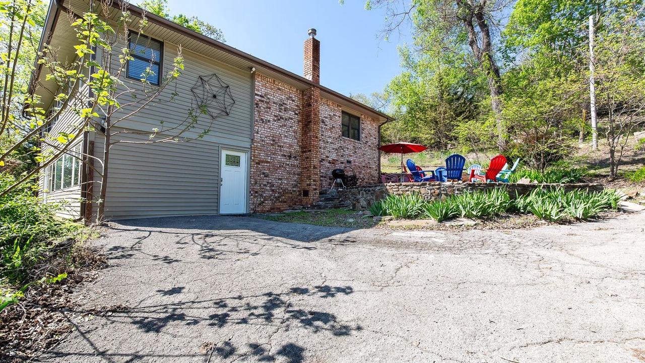 Photo of Outdoor in Pettit