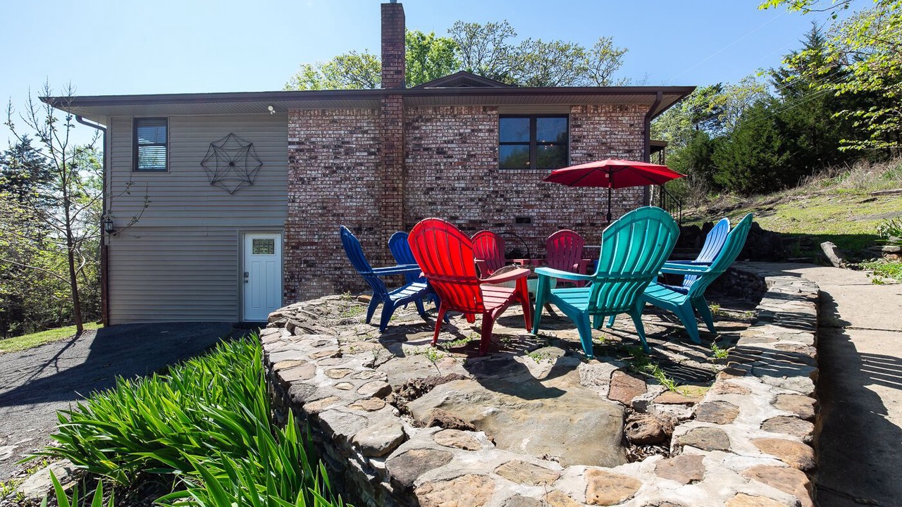 Photo of Outdoor in Pettit