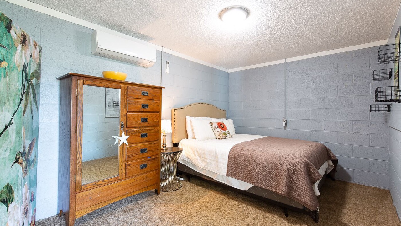 Photo of Bedroom in Pettit
