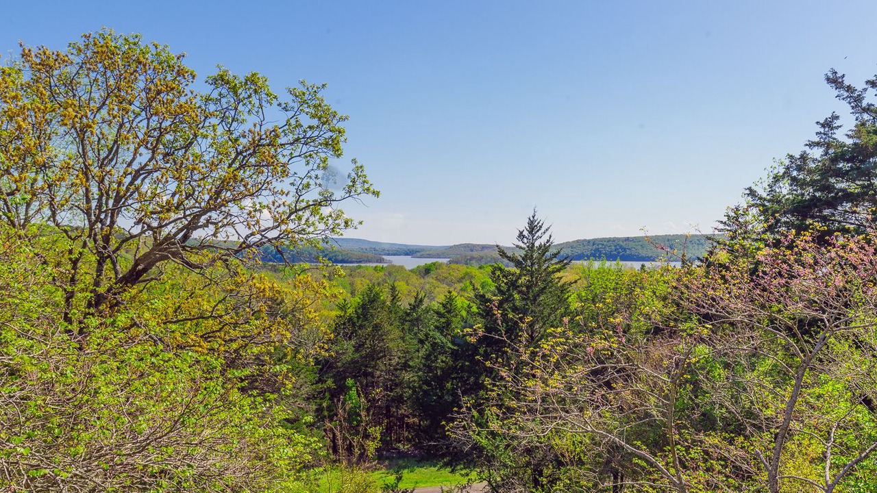 Photo of Outdoor in Pettit