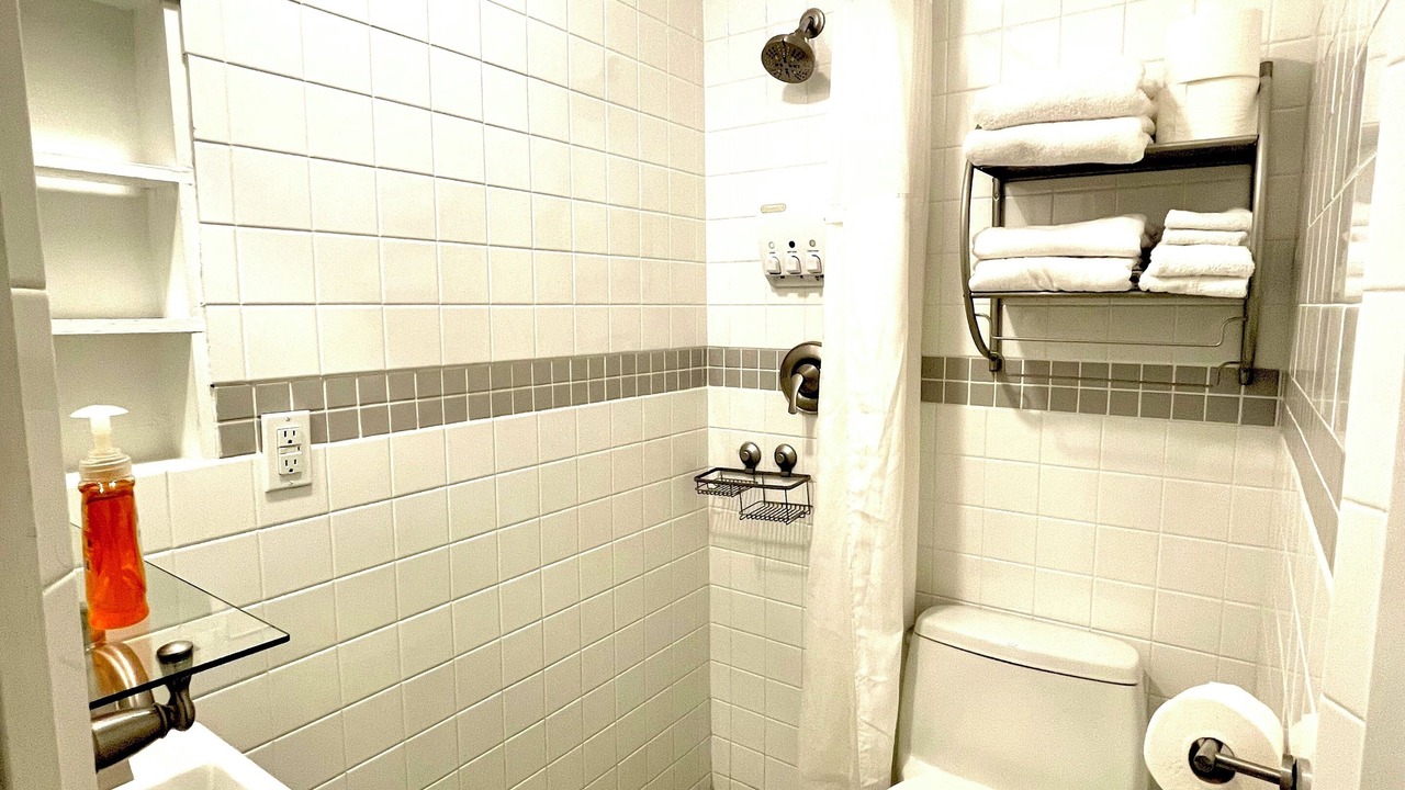Photo of Bathroom in Old Town
