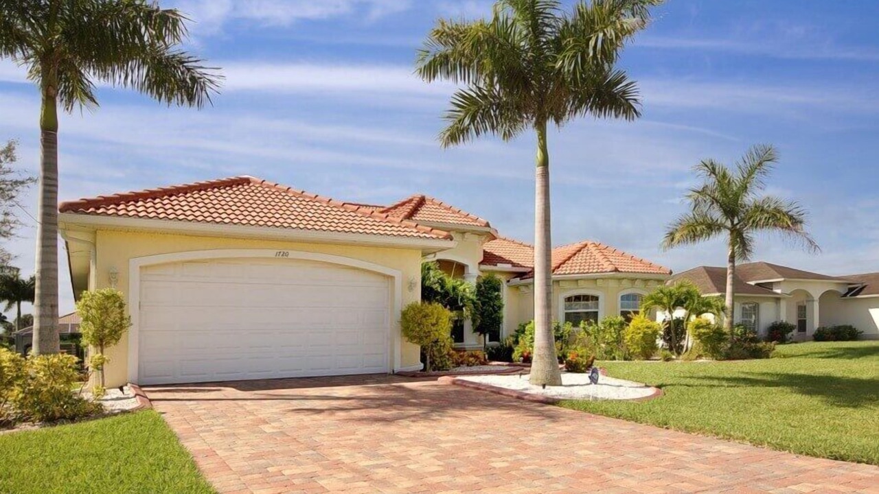 Photo of Outdoor in Pelican