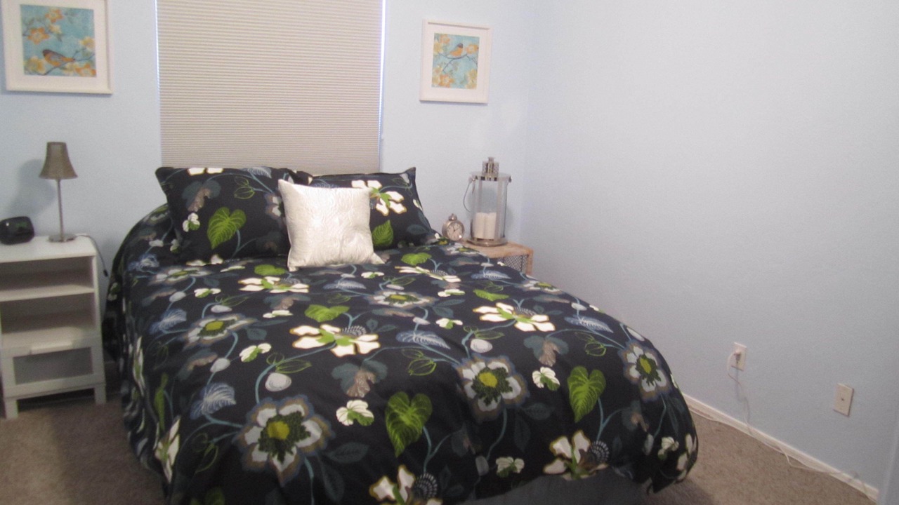 Photo of Bedroom in Continental Reserve