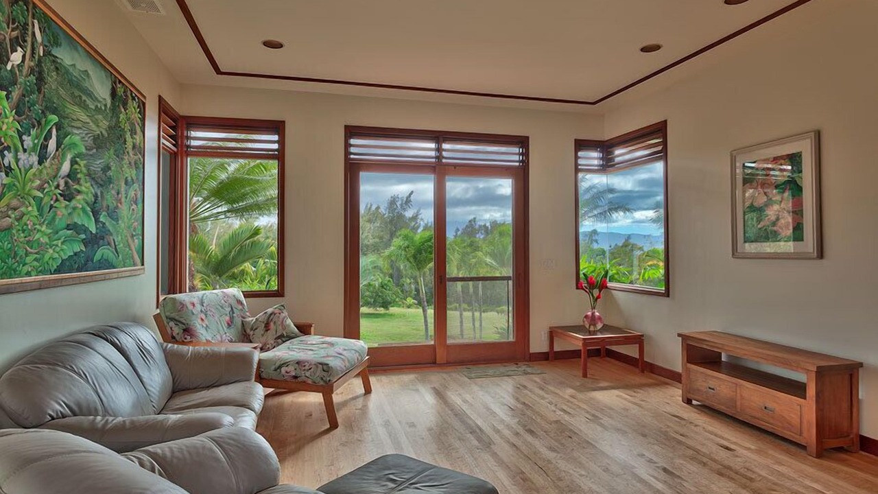Photo of Livingroom in Pupukea