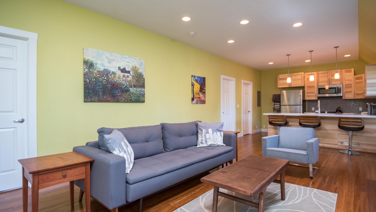 Photo of Livingroom in Oak Grove