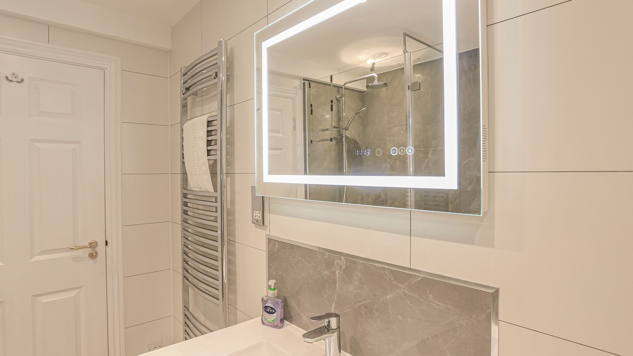 Photo of Bathroom in Burgh Island