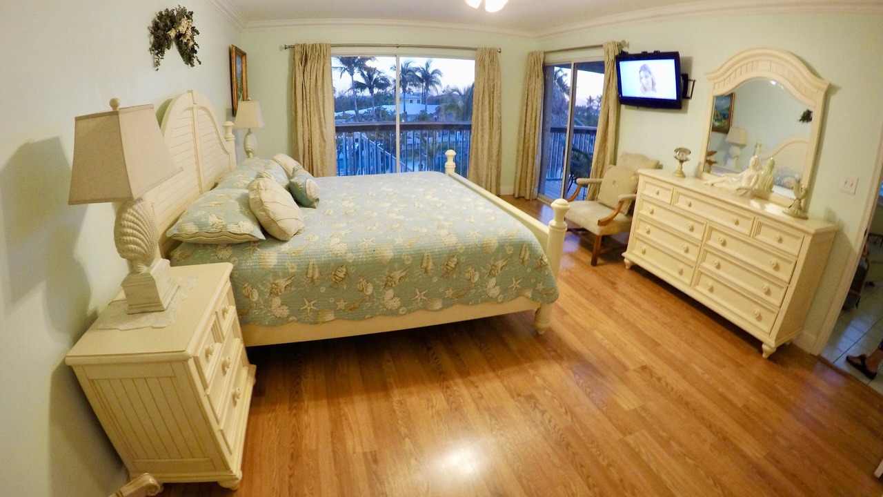 Photo of Bedroom in Marathon