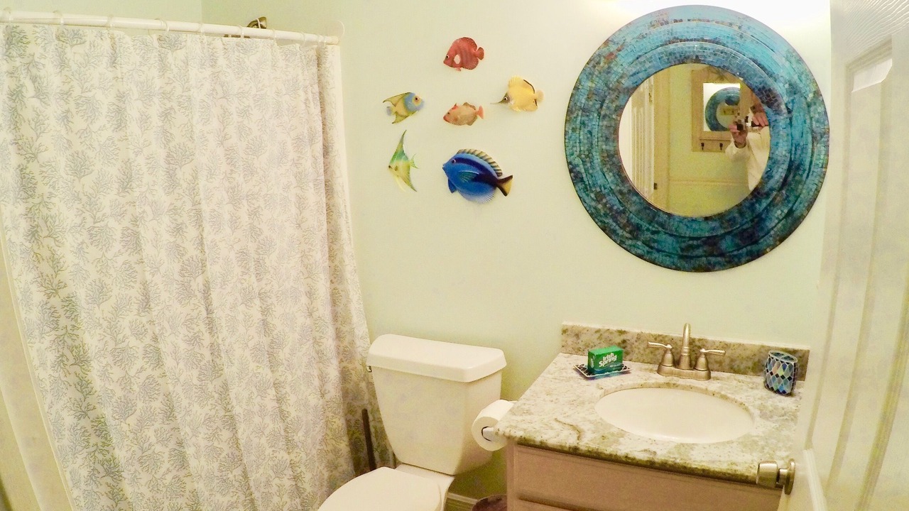 Photo of Bathroom in Marathon