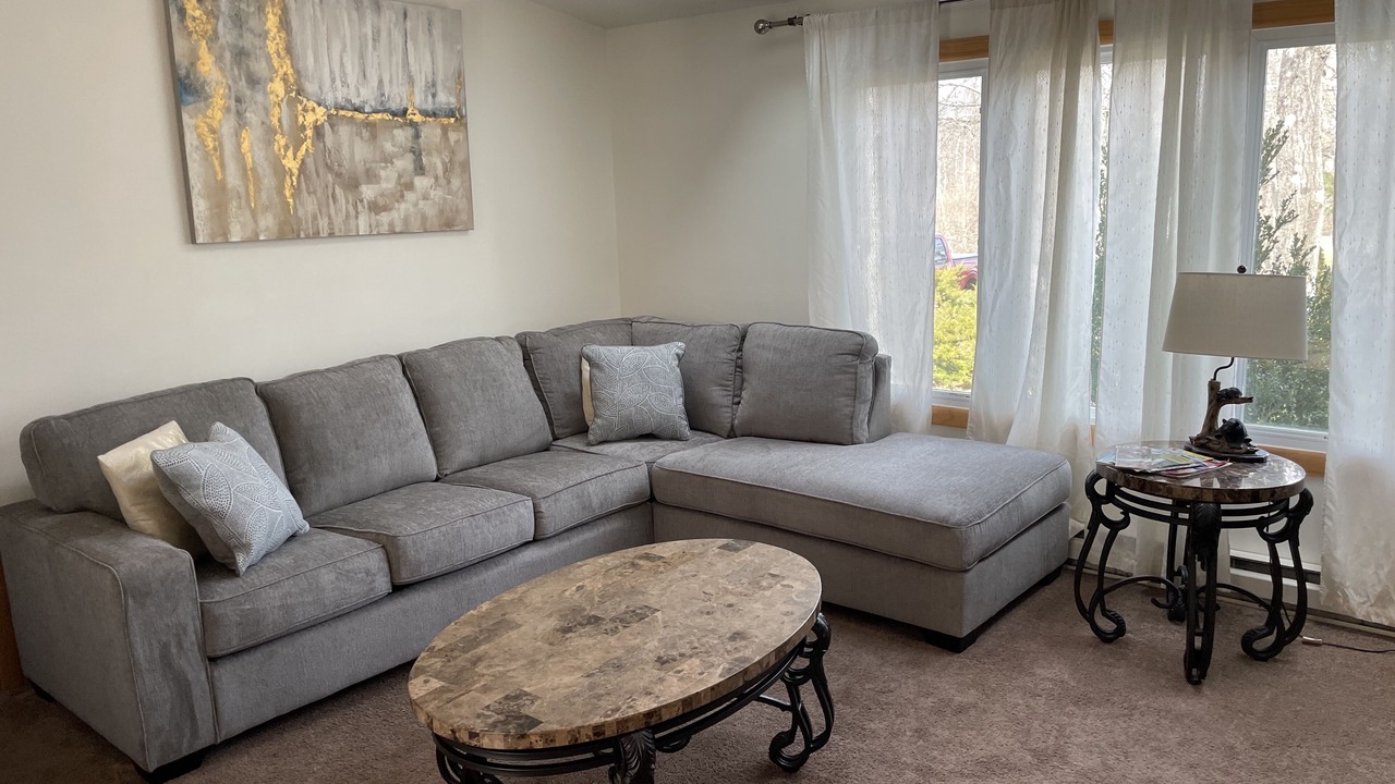 Photo of Livingroom in Effort
