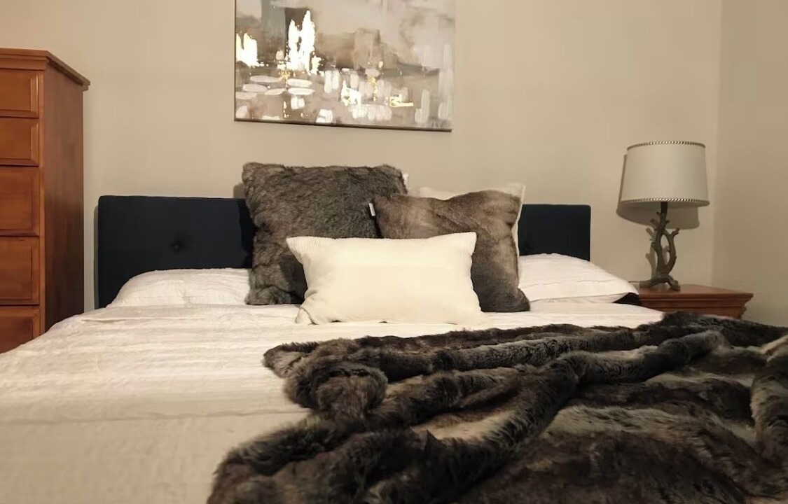 Photo of Bedroom in Effort