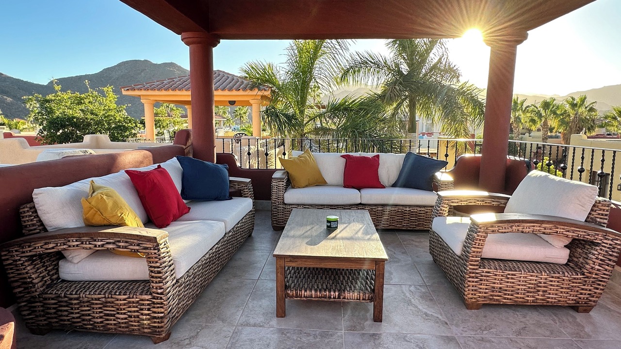 Photo of Outdoor in Nopolo