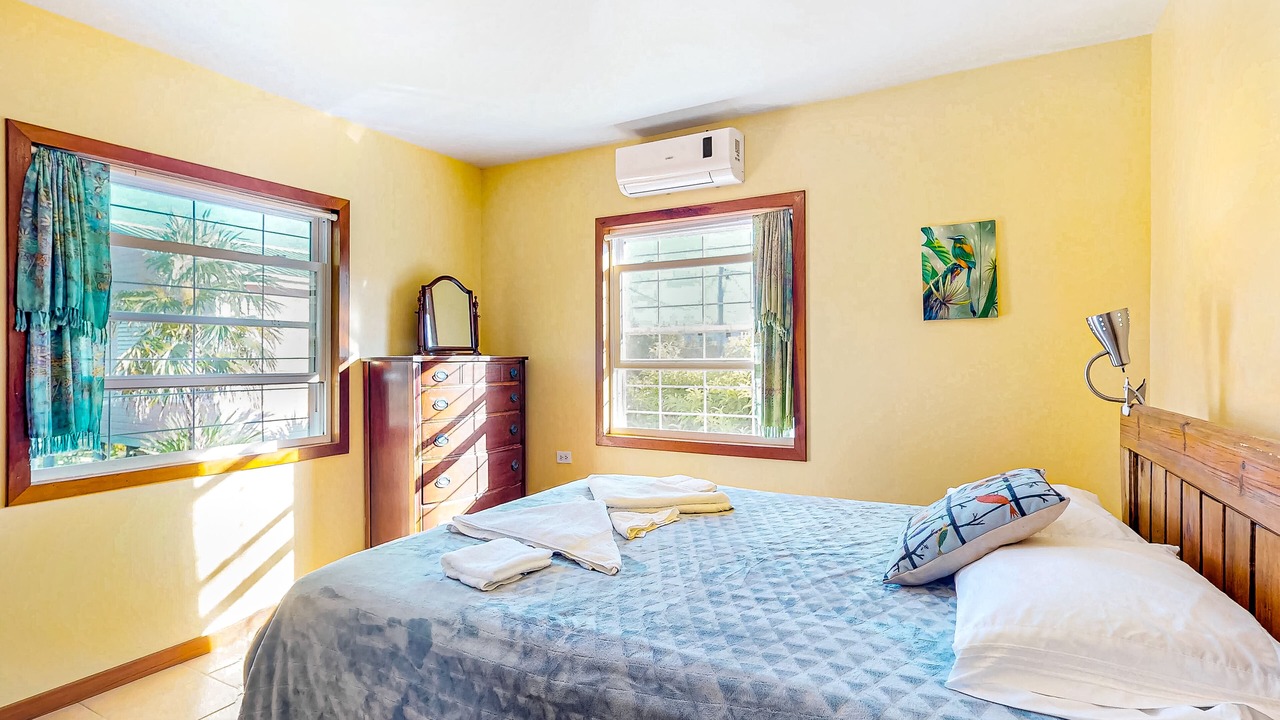 Photo of Bedroom in Caye Caulker