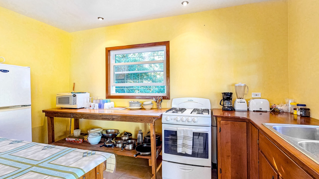 Photo of Kitchen in Caye Caulker