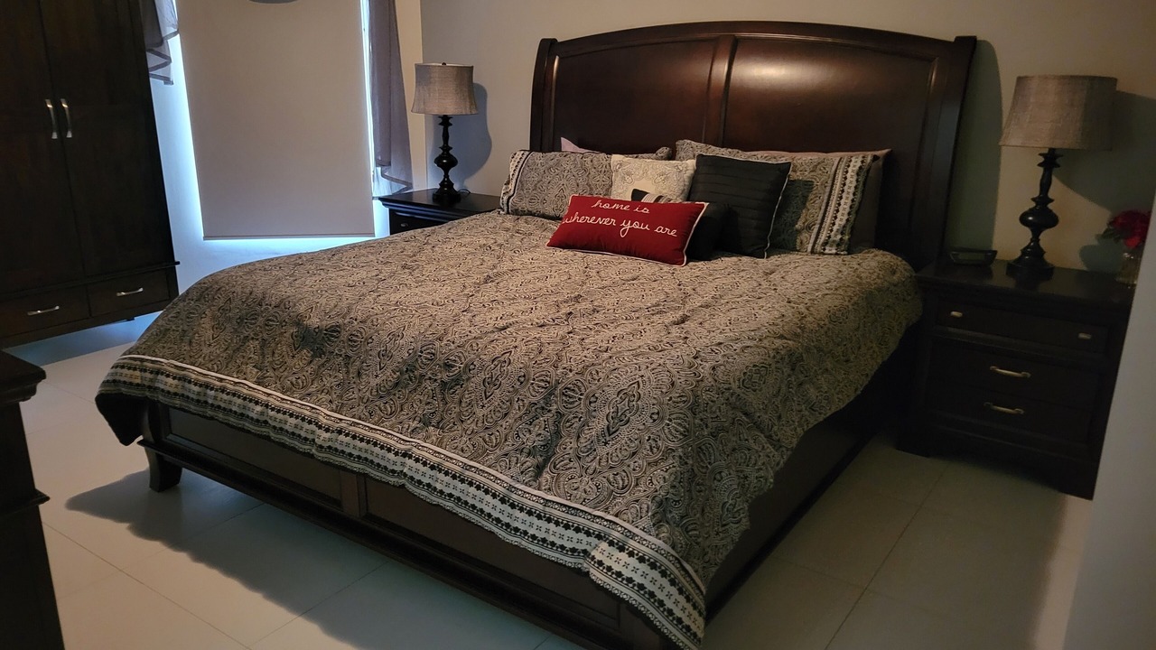 Photo of Bedroom in Opal