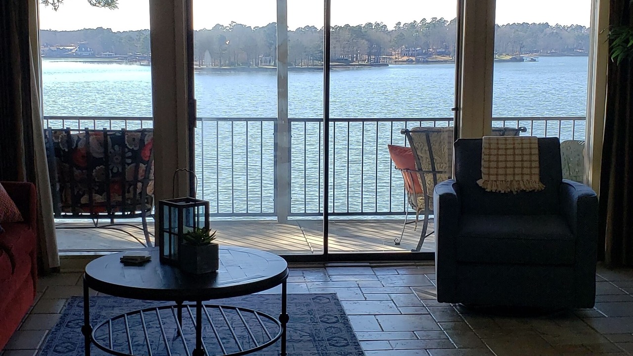 Photo of Others in Lake Hamilton