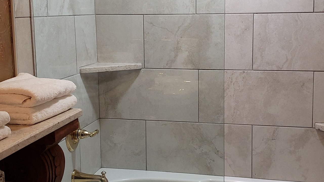 Photo of Bathroom in Lake Hamilton
