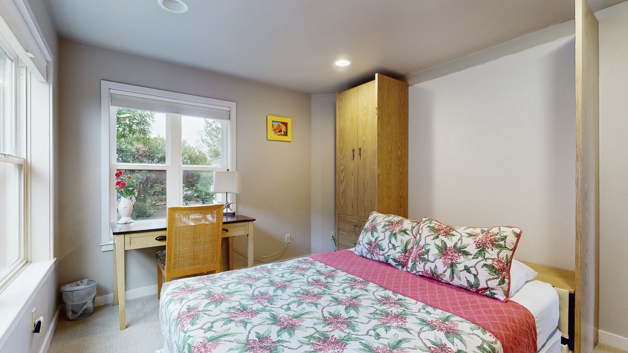 Photo of Bedroom in Camano Island