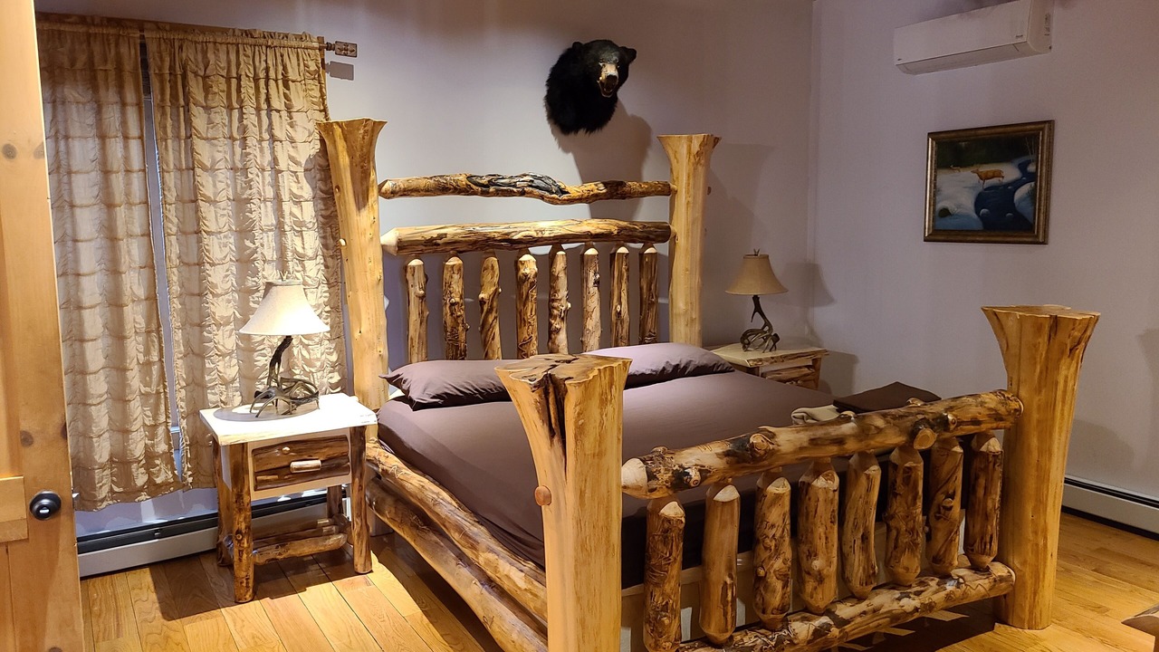Photo of Bedroom in Greentown