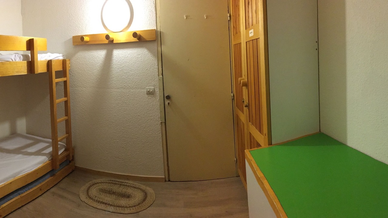 Photo of Bedroom in Arc-1800