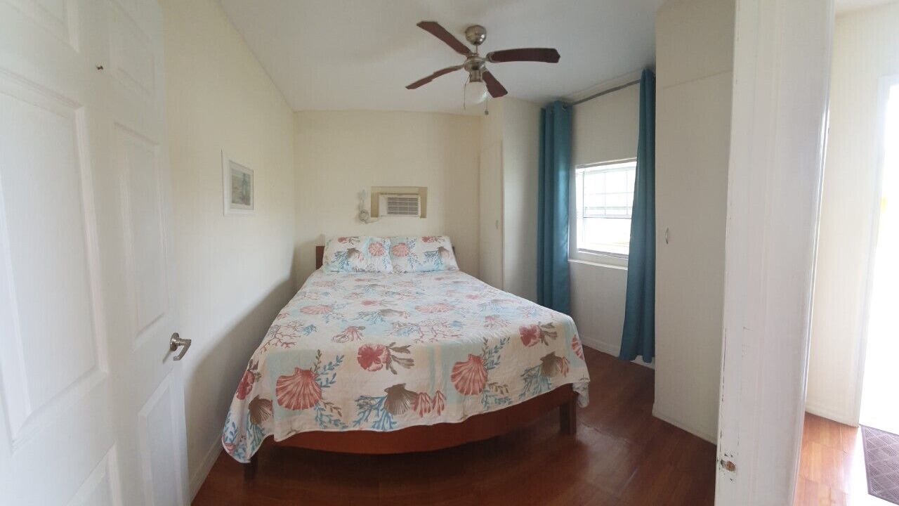 Photo of Outdoor in Calabash Bight