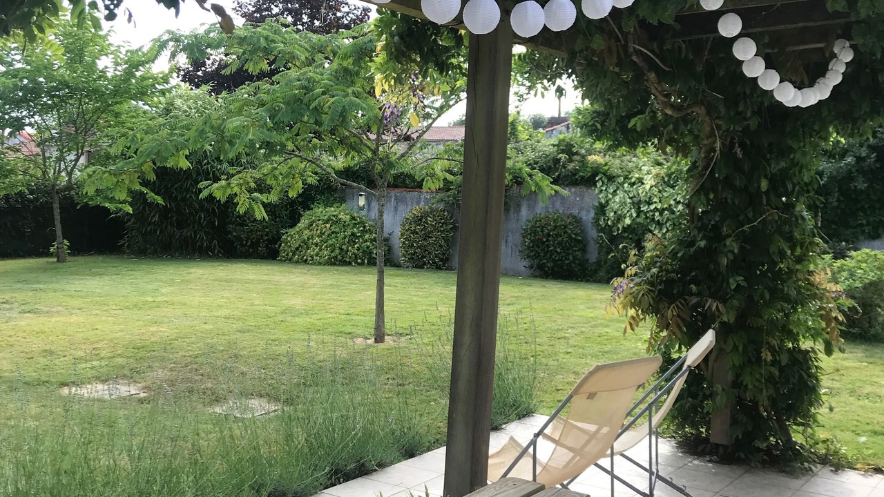 Photo of Patio Balcony in Le Champ-Saint-Pere