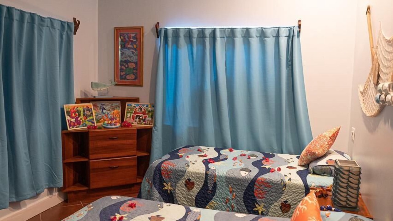 Photo of Bedroom in Antoneys Cay