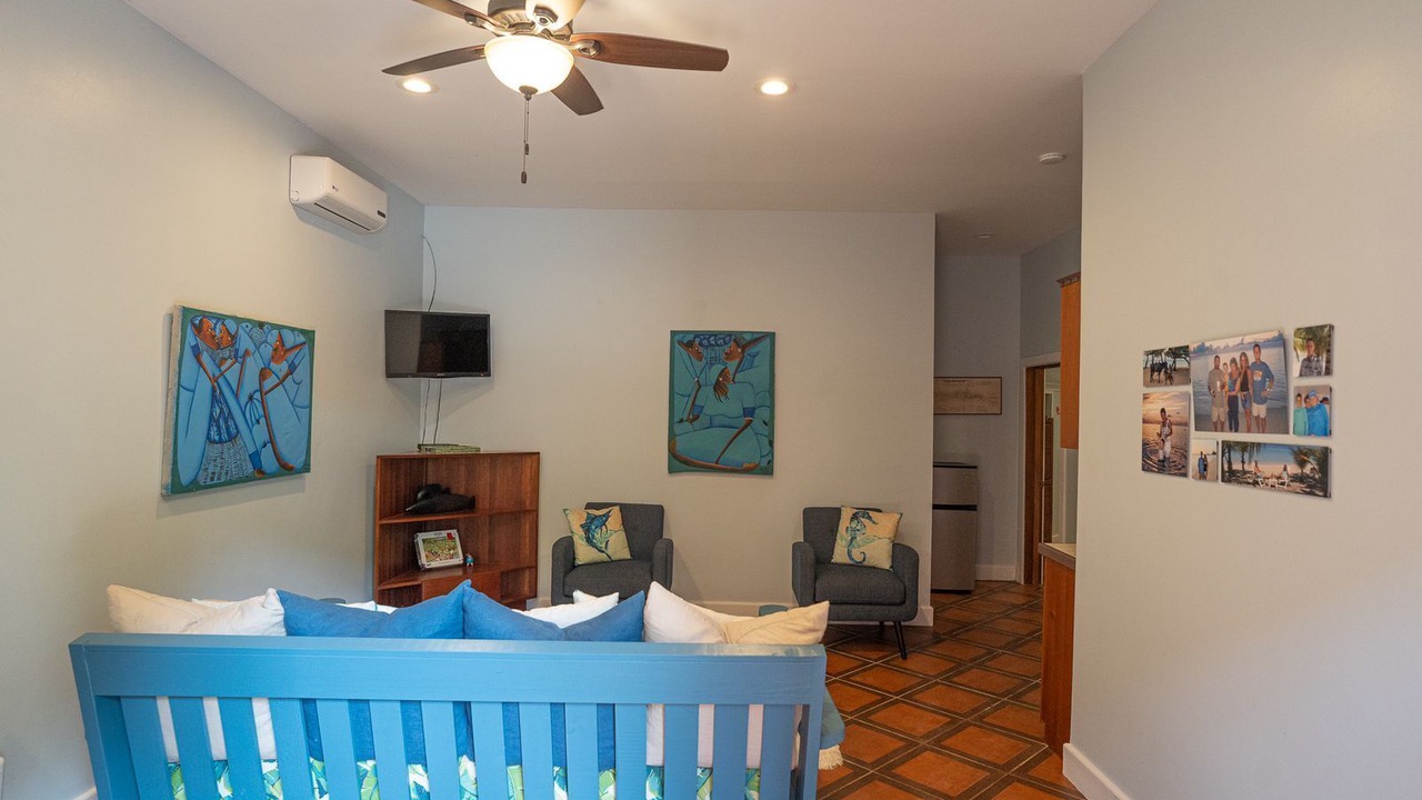 Photo of Bedroom in Antoneys Cay