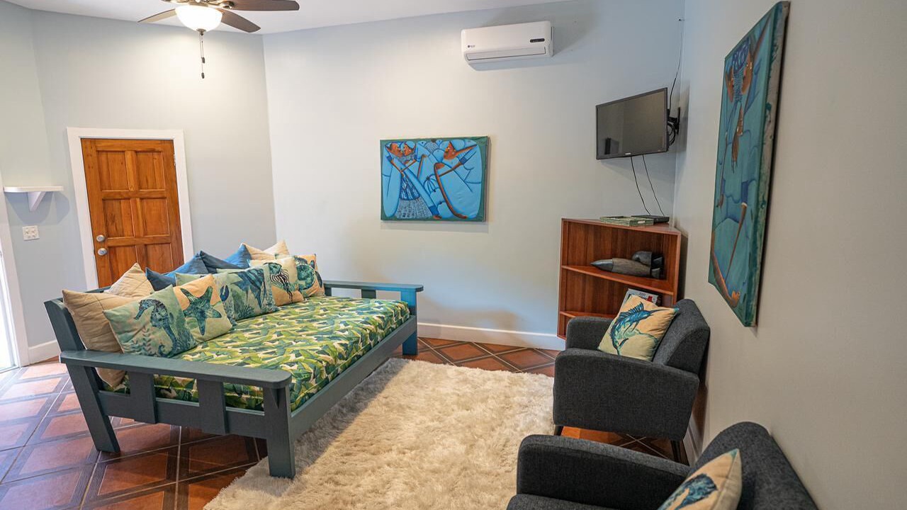 Photo of Bedroom in Antoneys Cay