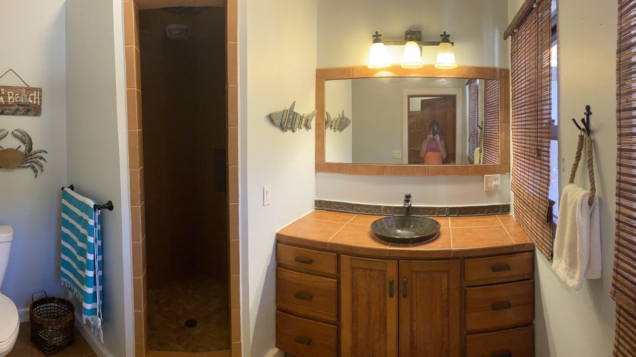 Photo of Bathroom in Antoneys Cay