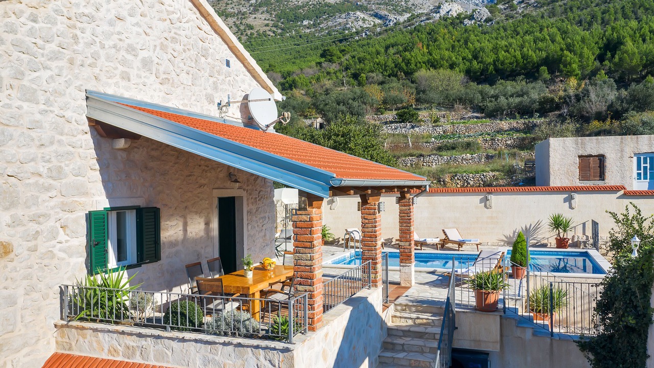 Photo of Outdoor in Blato